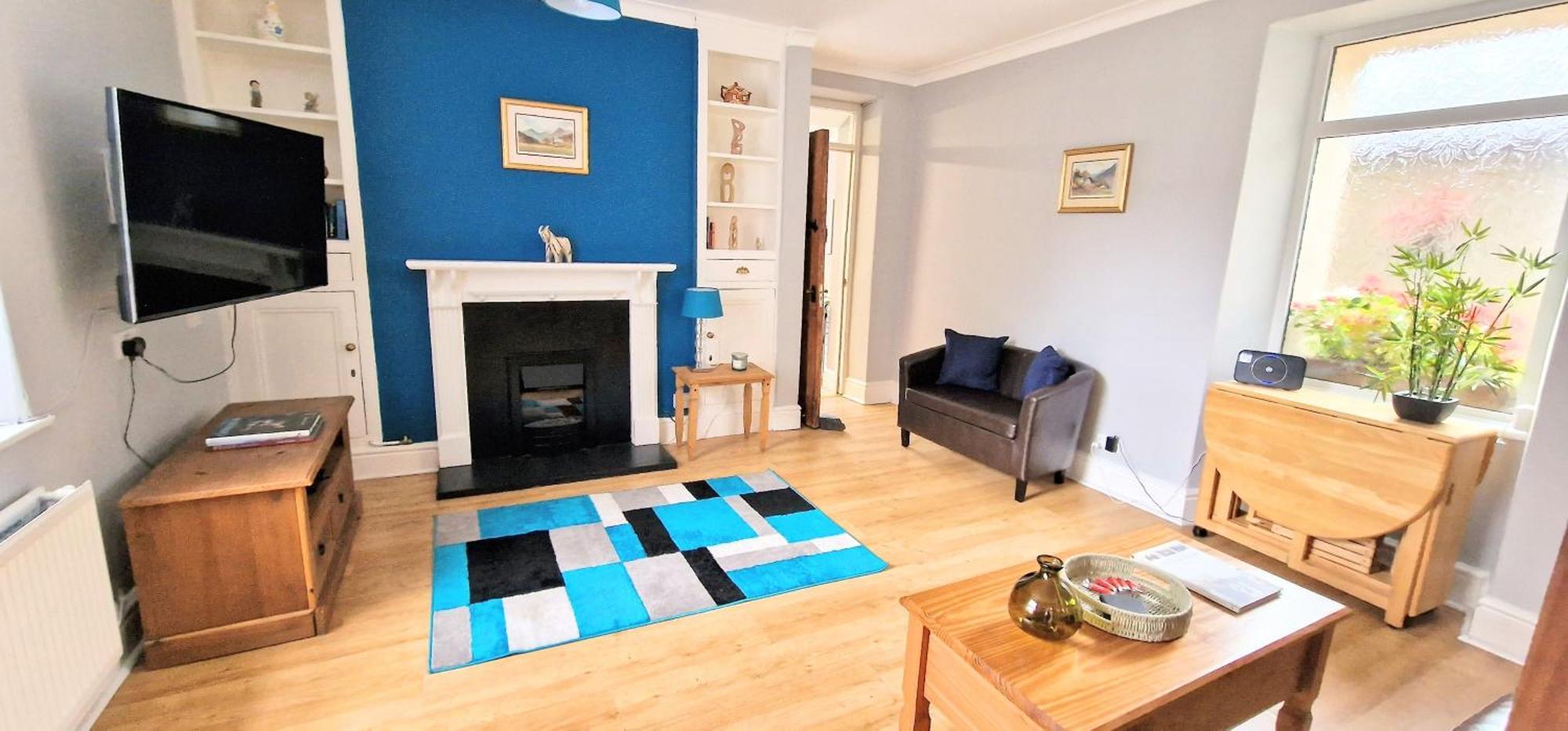 Cheerful 2 Bed Home With Mountain Views 블레노페스티니오그 외부 사진