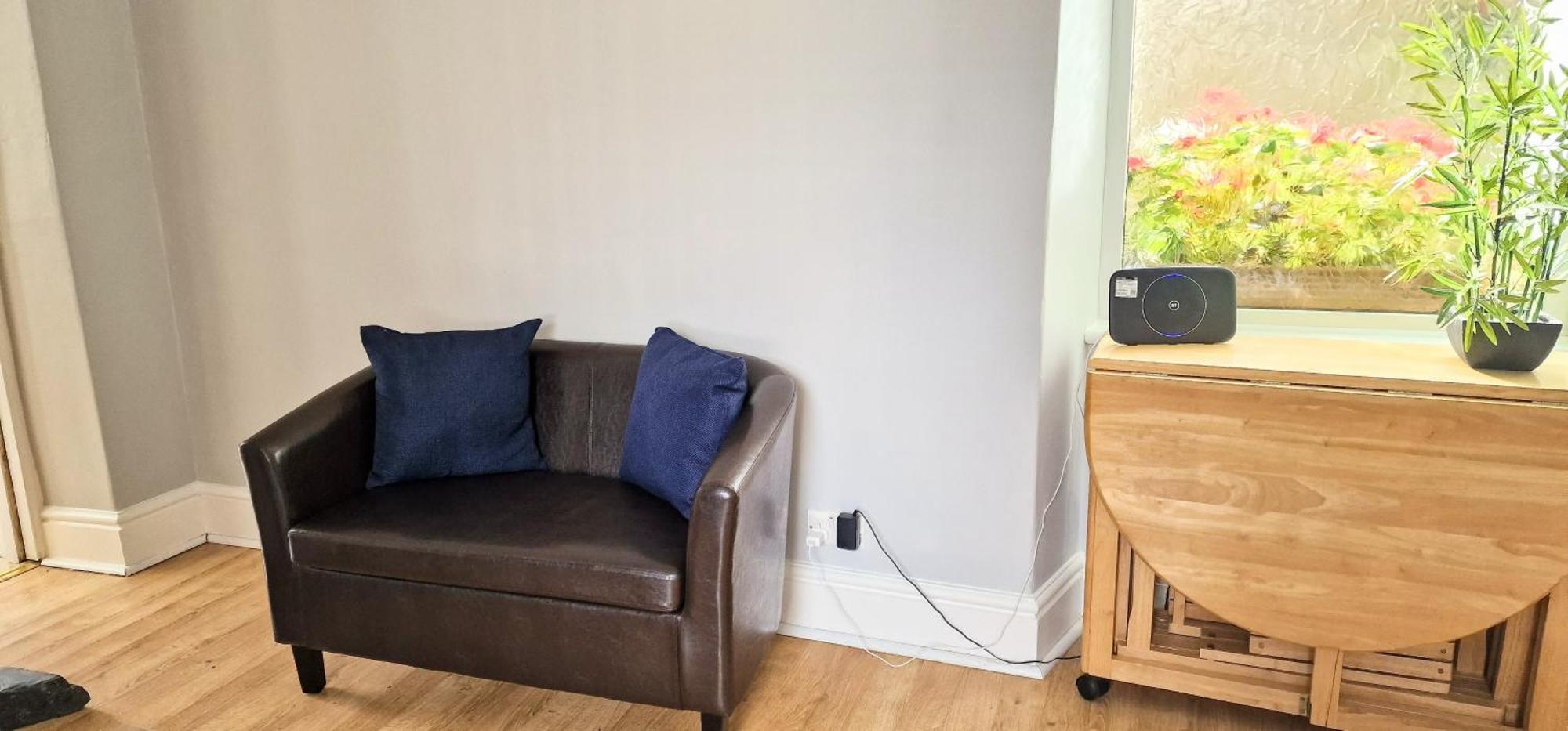 Cheerful 2 Bed Home With Mountain Views 블레노페스티니오그 외부 사진